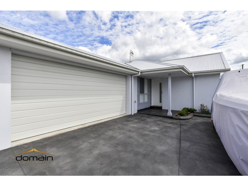 2/1 Burrawang Street, Ettalong Beach NSW 2257