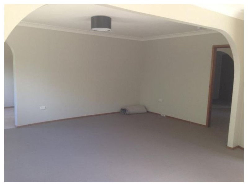 4 Wyalong Road, Blackwall NSW 2256