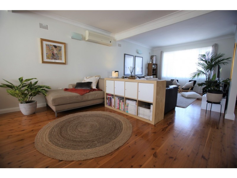 7 Gosford Street, Point Clare NSW 2250