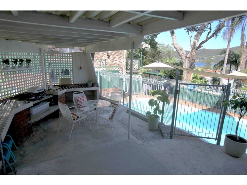 7 Gosford Street, Point Clare NSW 2250