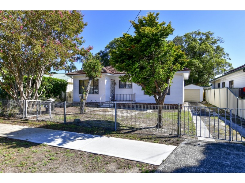 35 McMasters Road, Woy Woy NSW 2256