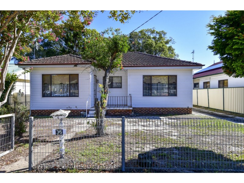 35 McMasters Road, Woy Woy NSW 2256