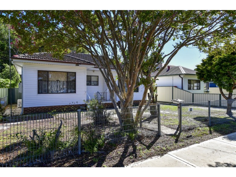 35 McMasters Road, Woy Woy NSW 2256