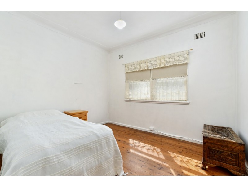 35 McMasters Road, Woy Woy NSW 2256