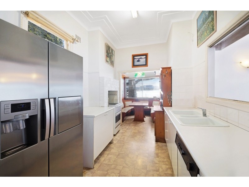 370 Orange Grove Road, Blackwall NSW 2256