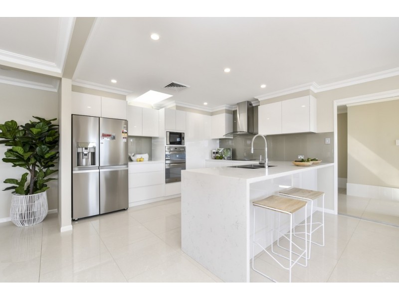 17 Long Arm Parade, St Huberts Island NSW 2257