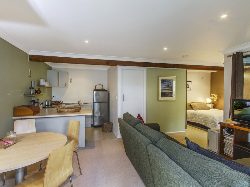 40 Cabbage Tree Avenue, Avoca Beach NSW 2251