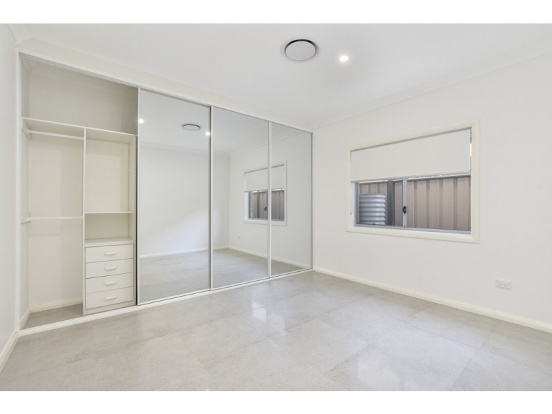 1/25 Memorial Avenue, Blackwall NSW 2256