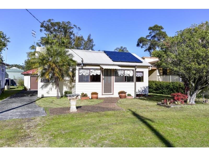 7 Boongala Avenue, Empire Bay NSW 2257