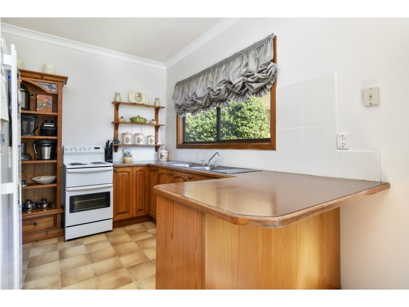 7 Boongala Avenue, Empire Bay NSW 2257