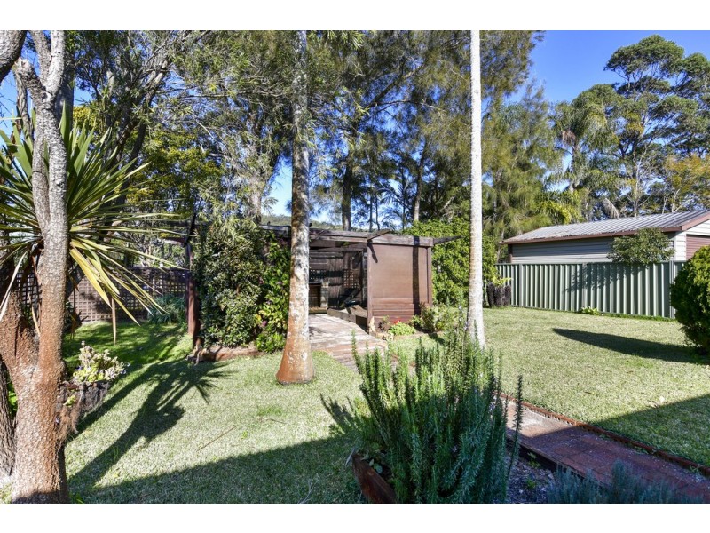 7 Boongala Avenue, Empire Bay NSW 2257