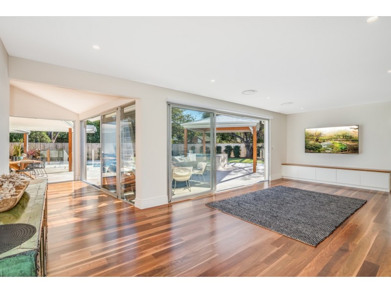 24 Loxton Avenue, Wamberal NSW 2260