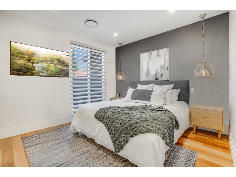 24 Loxton Avenue, Wamberal NSW 2260