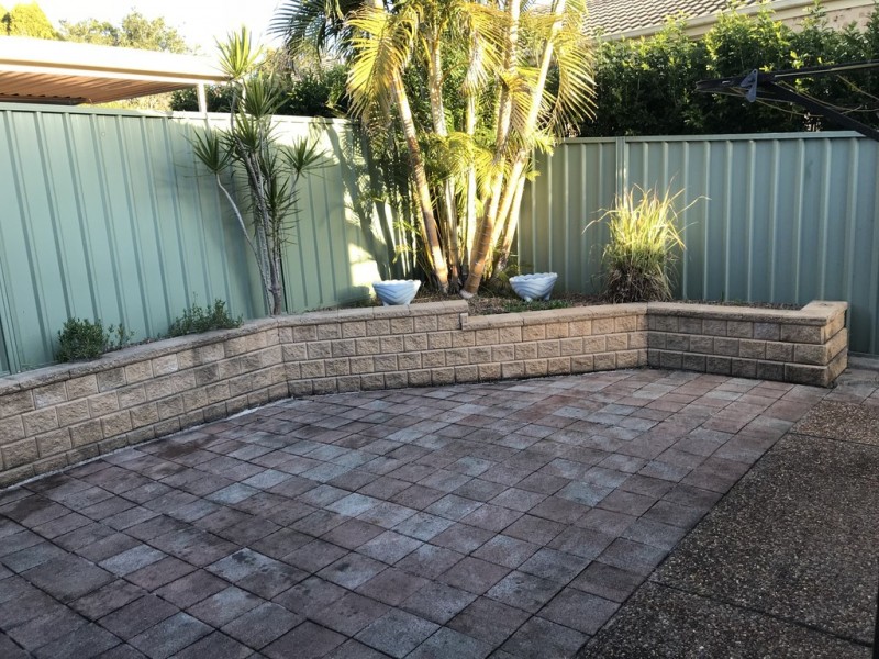 2/26 Forresters Beach Road, Forresters Beach NSW 2260