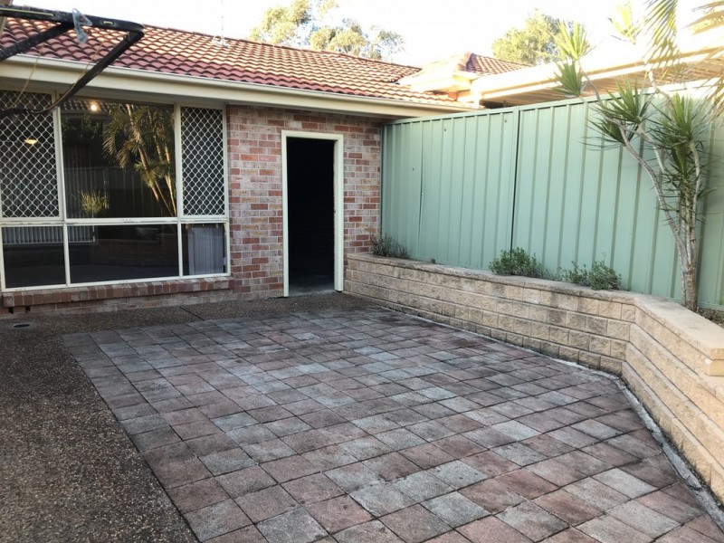 2/26 Forresters Beach Road, Forresters Beach NSW 2260