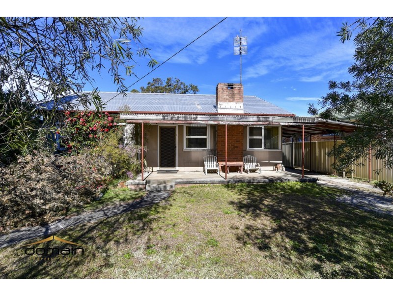 8 Kingsley Avenue, Woy Woy NSW 2256