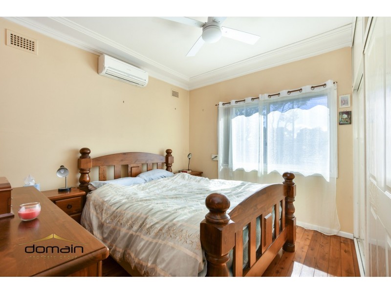 35 Boronia Avenue, Woy Woy NSW 2256