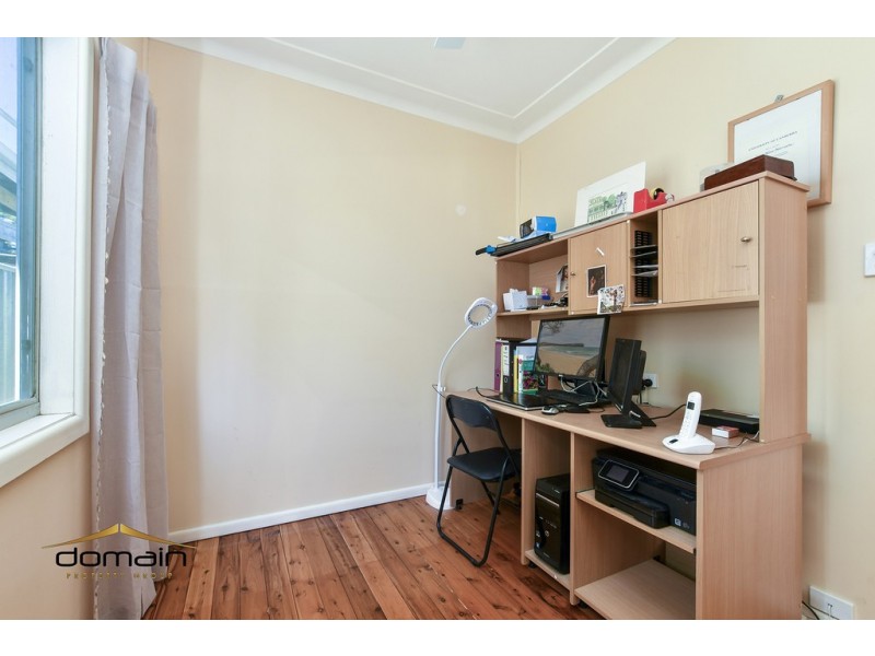 35 Boronia Avenue, Woy Woy NSW 2256