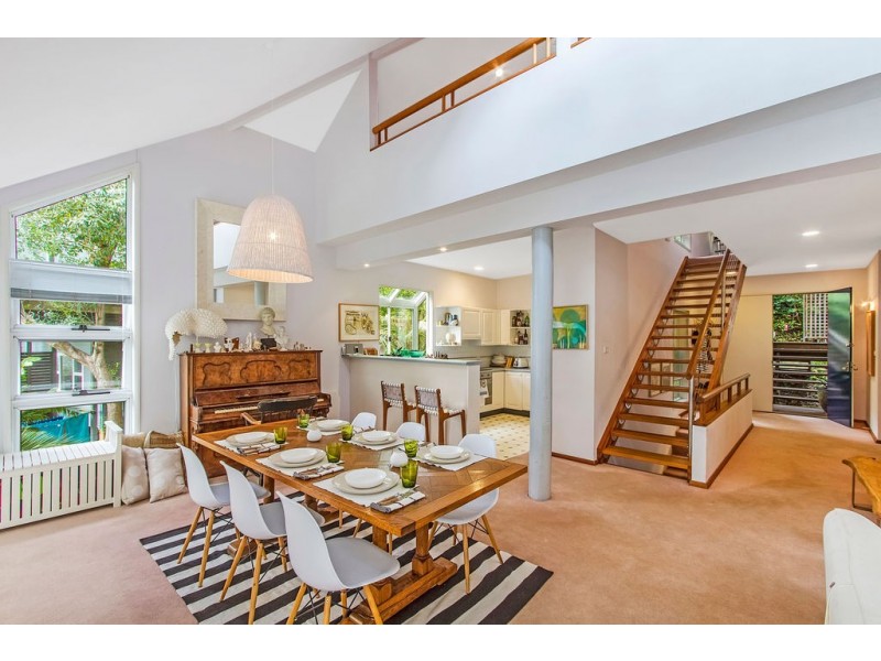 26 Fairscene Crescent, Avoca Beach NSW 2251