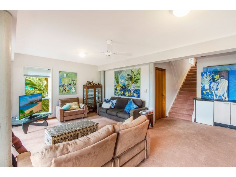 26 Fairscene Crescent, Avoca Beach NSW 2251