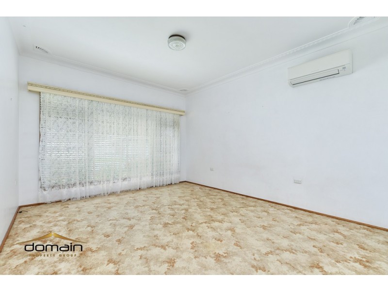 25 Robin Crescent, Woy Woy NSW 2256