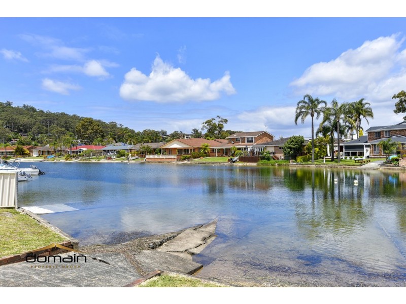 4 Long Arm Parade, St Huberts Island NSW 2257