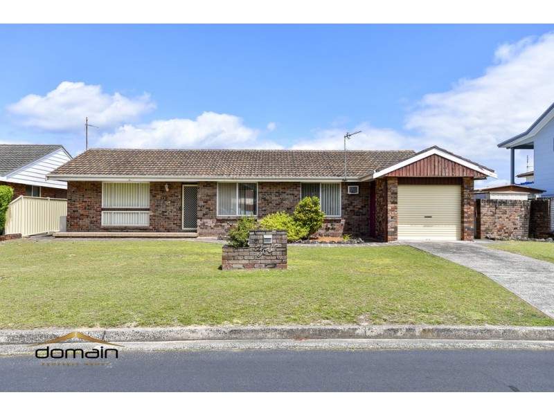 4 Long Arm Parade, St Huberts Island NSW 2257