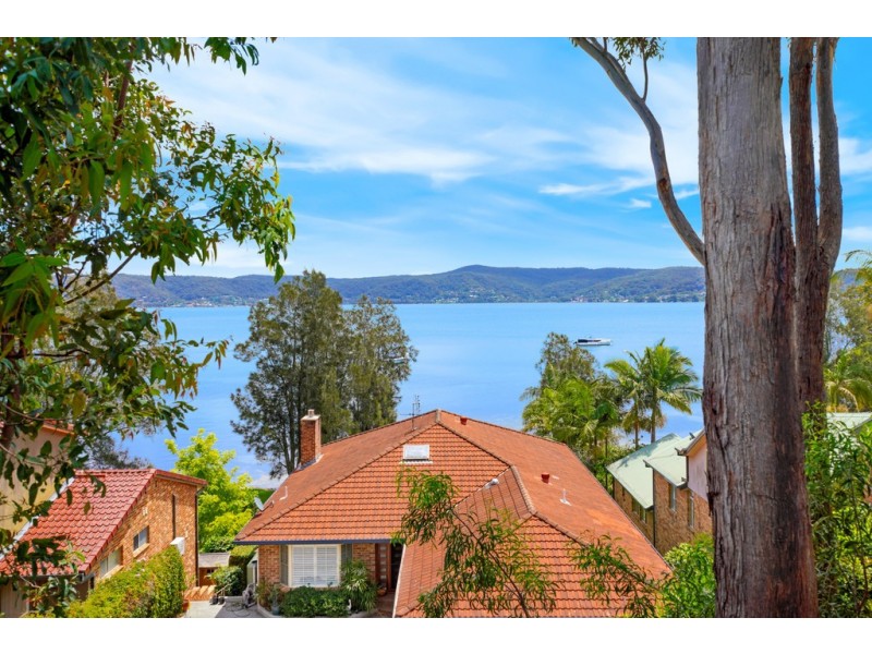 327A Avoca Drive, Green Point NSW 2251