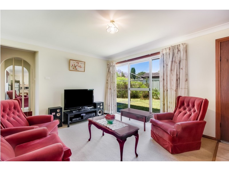 4 Azalea Avenue, Woy Woy NSW 2256
