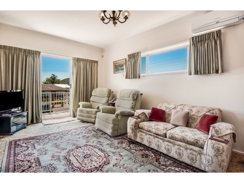 4 Azalea Avenue, Woy Woy NSW 2256