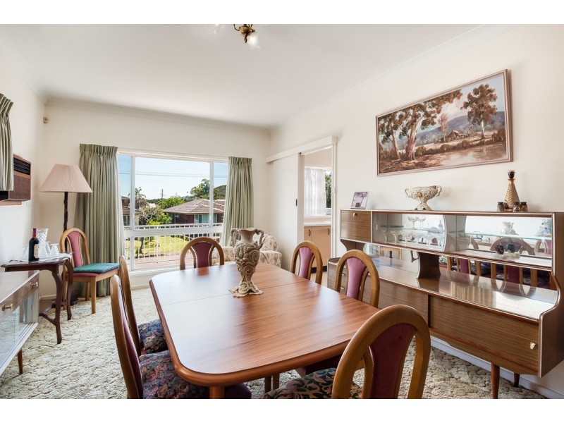 4 Azalea Avenue, Woy Woy NSW 2256
