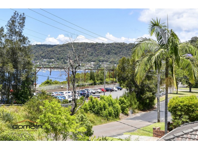 10 Kateena Avenue, Tascott NSW 2250