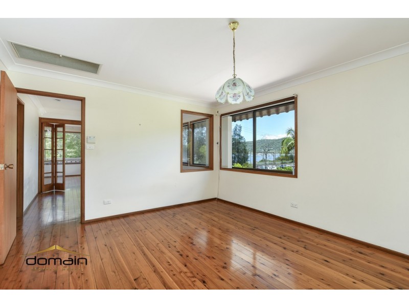 10 Kateena Avenue, Tascott NSW 2250