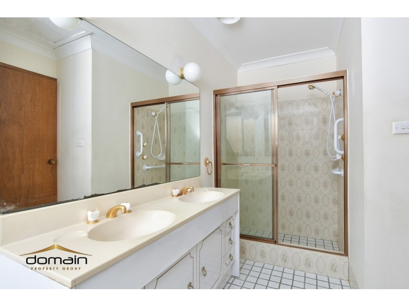 10 Kateena Avenue, Tascott NSW 2250