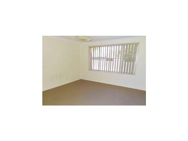 2/24 Waratah Avenue, Woy Woy NSW 2256