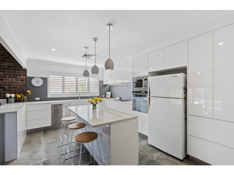 36 Wordsworth Avenue, Bateau Bay NSW 2261