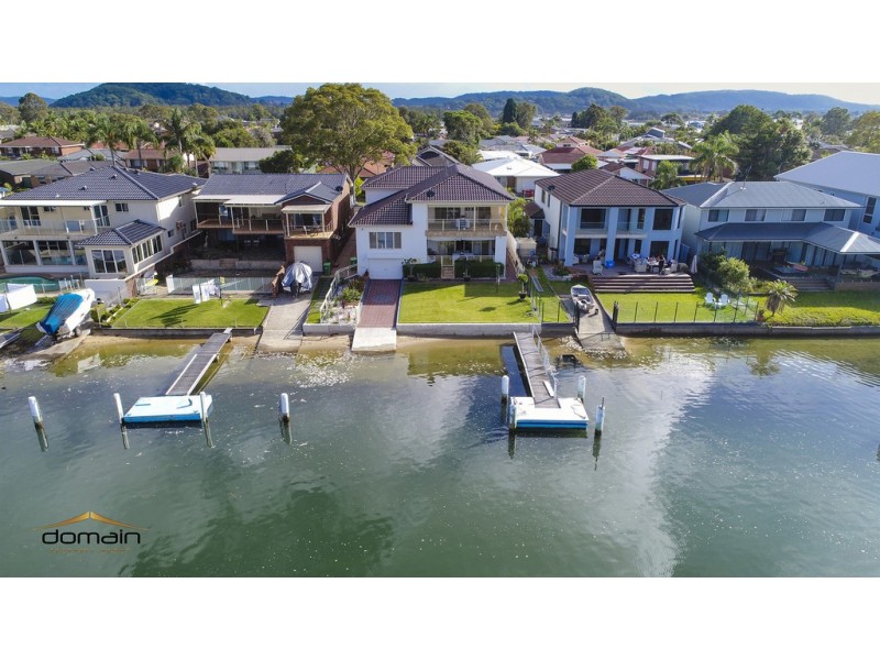 74 Helmsman Blvd, St Huberts Island NSW 2257