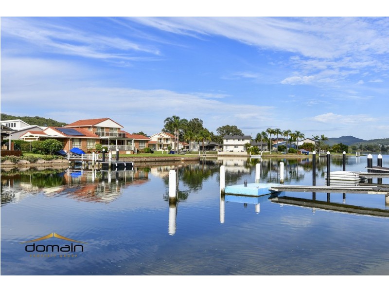 74 Helmsman Blvd, St Huberts Island NSW 2257