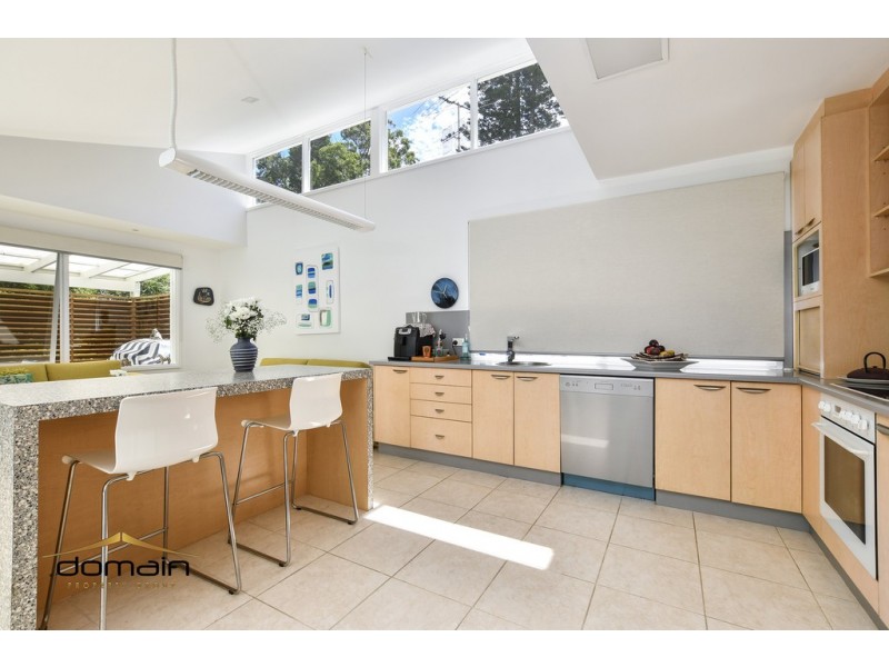 82 Lake Shore Drive, North Avoca NSW 2260