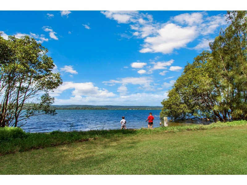 152 Broadwater Drive, Saratoga NSW 2251