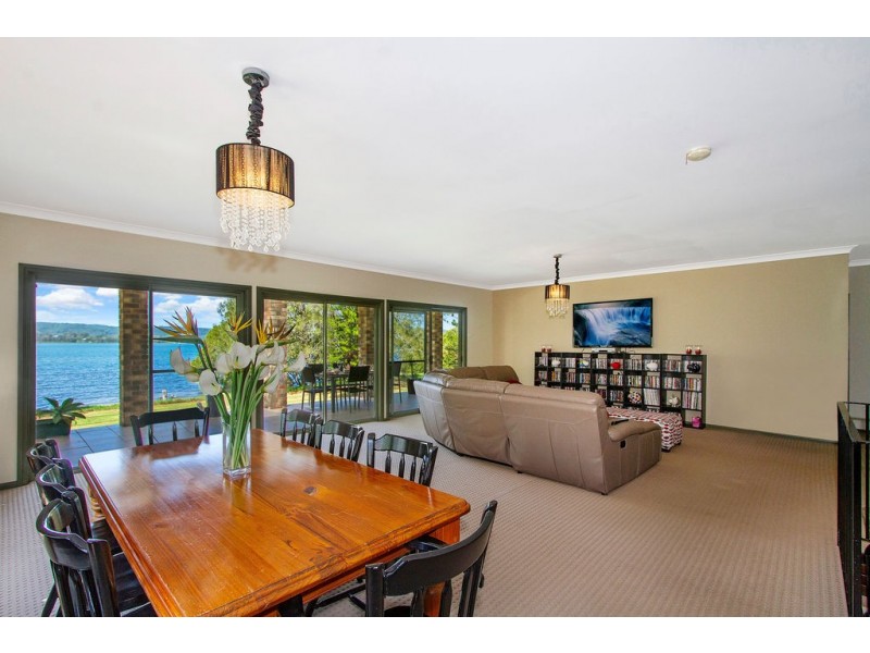 152 Broadwater Drive, Saratoga NSW 2251