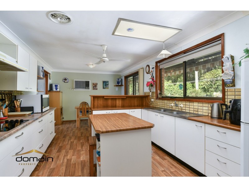 61 Wendy Drive, Point Clare NSW 2250