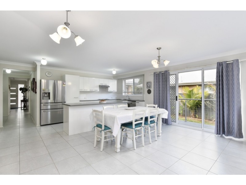 275 Ocean Beach Road, Umina Beach NSW 2257