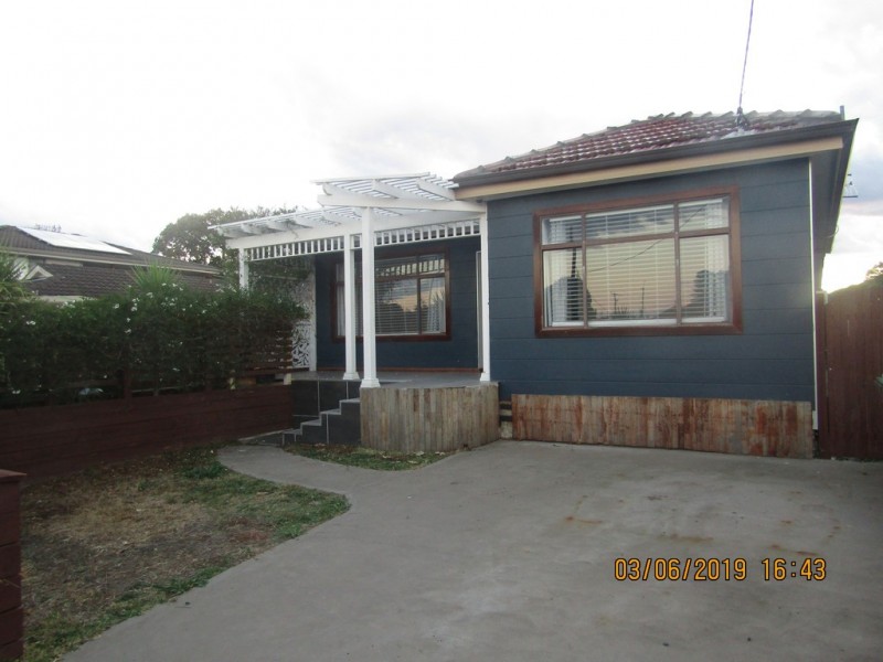 29 Moana Street, Woy Woy NSW 2256