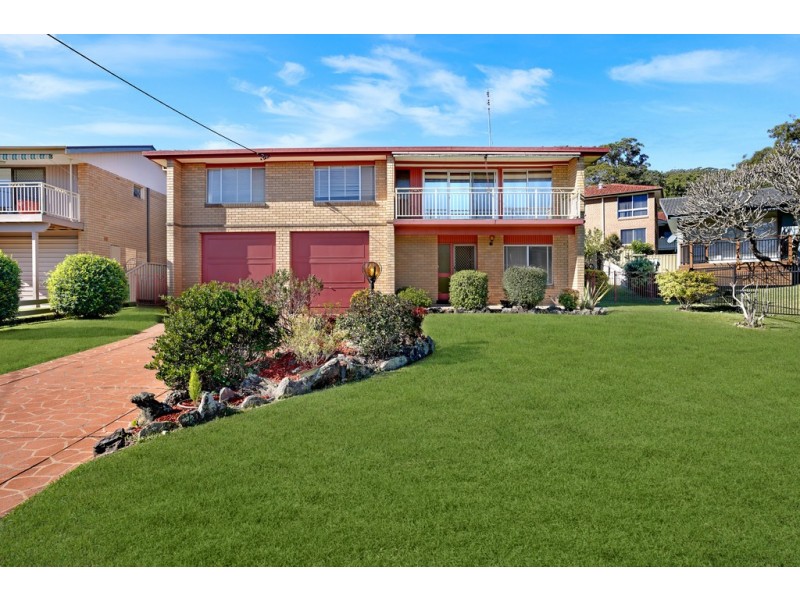 47 Asca Drive, Green Point NSW 2251