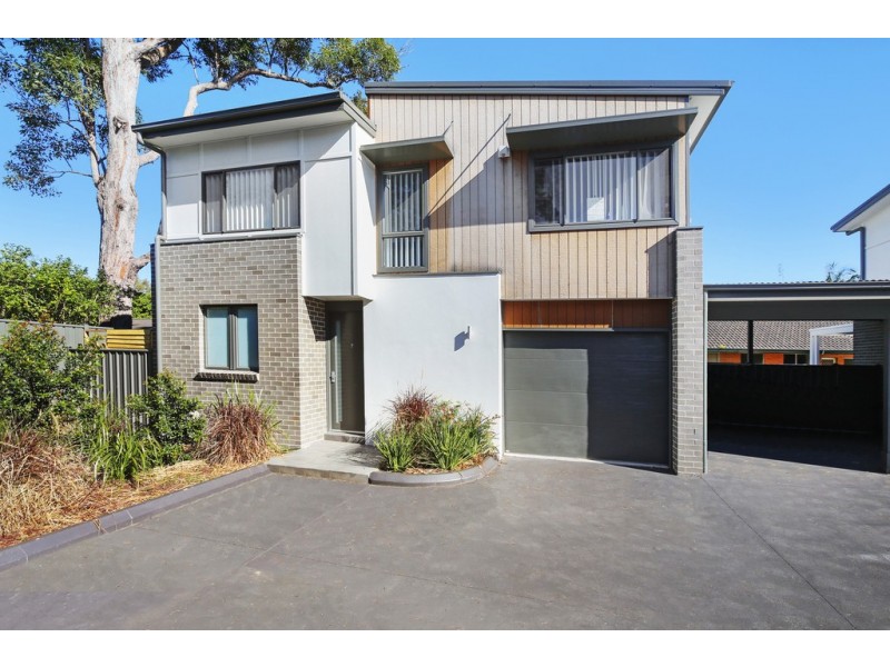 7/18-20 Pemell street, Wyoming NSW 2250