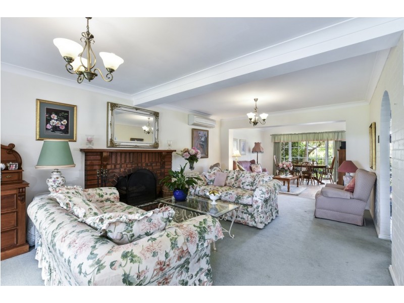 11 Attunga Close, St Huberts Island NSW 2257