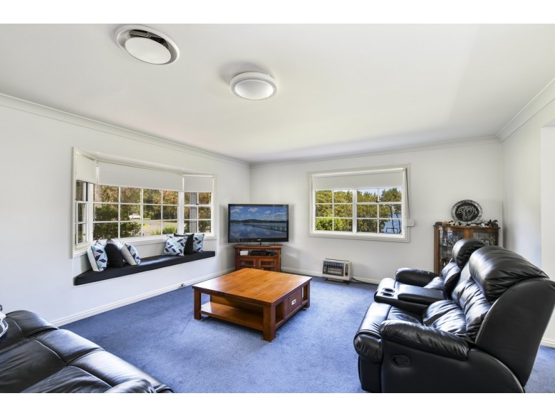 21 Weatherly Parade, St Huberts Island NSW 2257