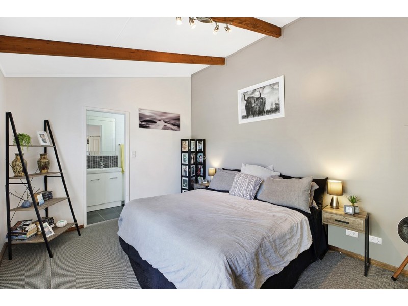 75 Buff Point Avenue, Buff Point NSW 2262