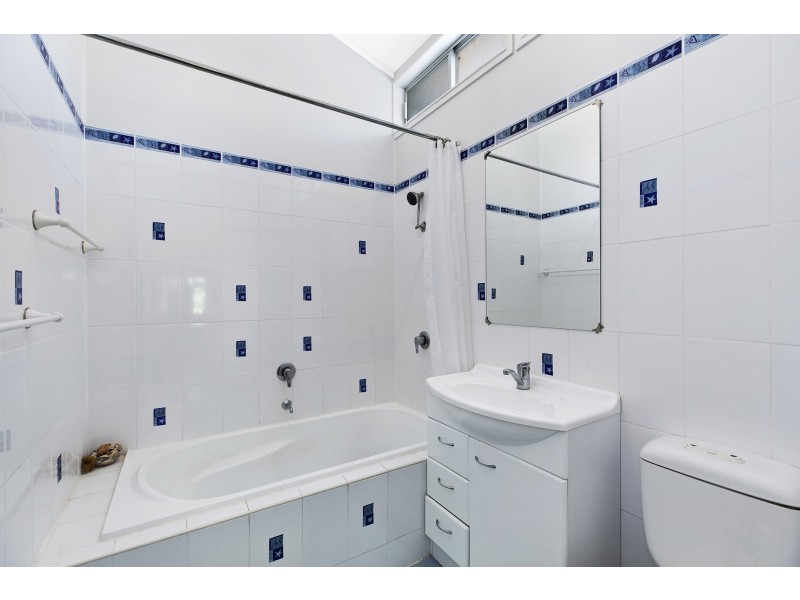 75 Buff Point Avenue, Buff Point NSW 2262